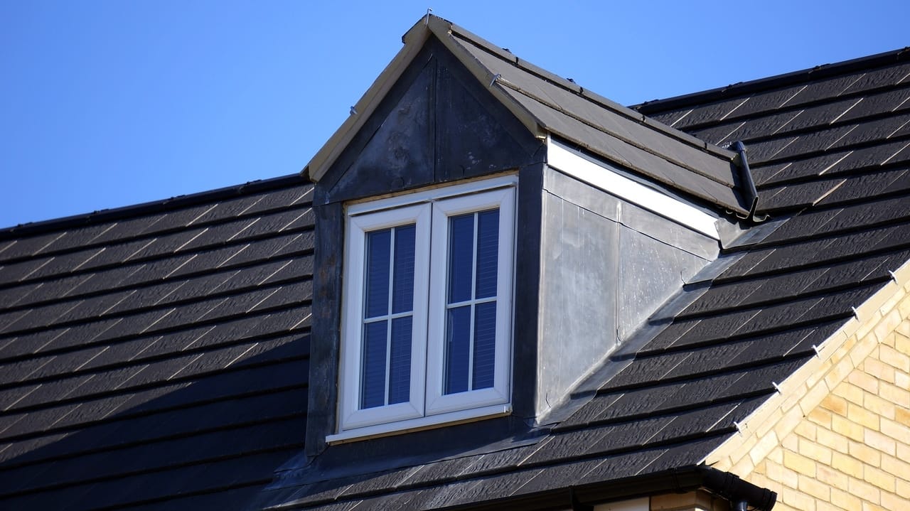 dark-house-roof
