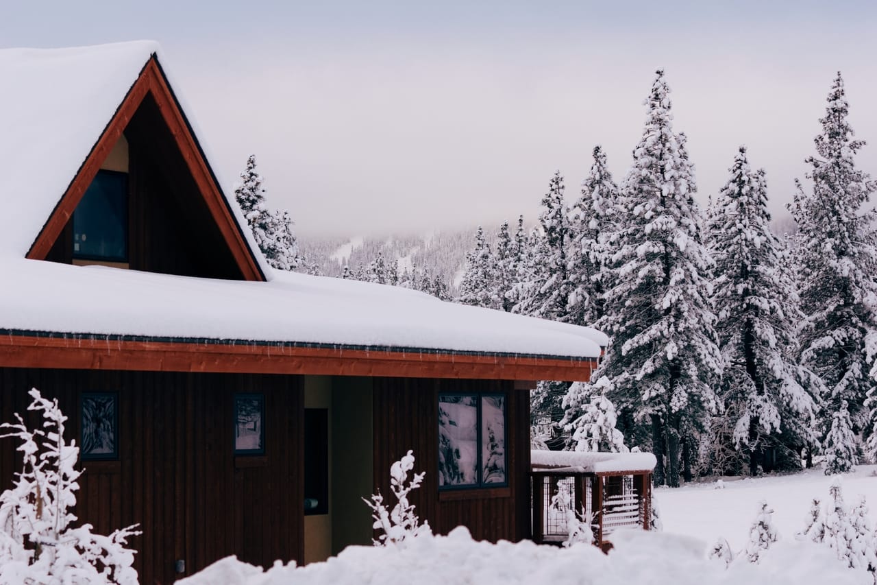 snowy-house-roof